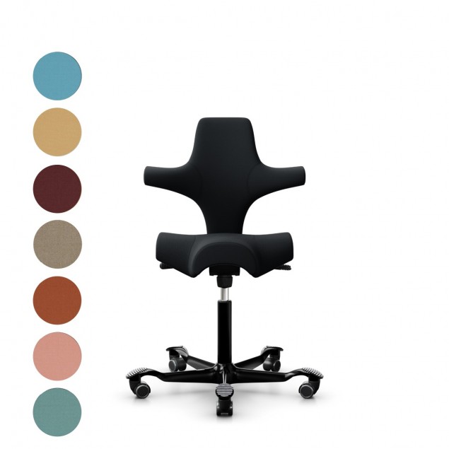 HÅG Capisco 8106 kontorstol, med Select betræk. Uld stof med stor slidstyrke og god komfort. Vælg mellem flere farver stof.