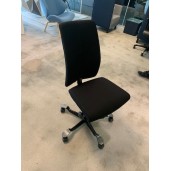 Renoveret HÅG Creed 6006 kontorstol med ekstra høj ryg. Med Select betræk.