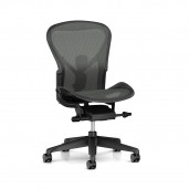 Herman Miller Aeron kontorstol uden armlæn, med adjustable PostureFit og seat angle