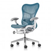 Herman Miller Mirra 2 kontorstol, triflex ryg og hvidt stel. Vælg selv en flot kombination.